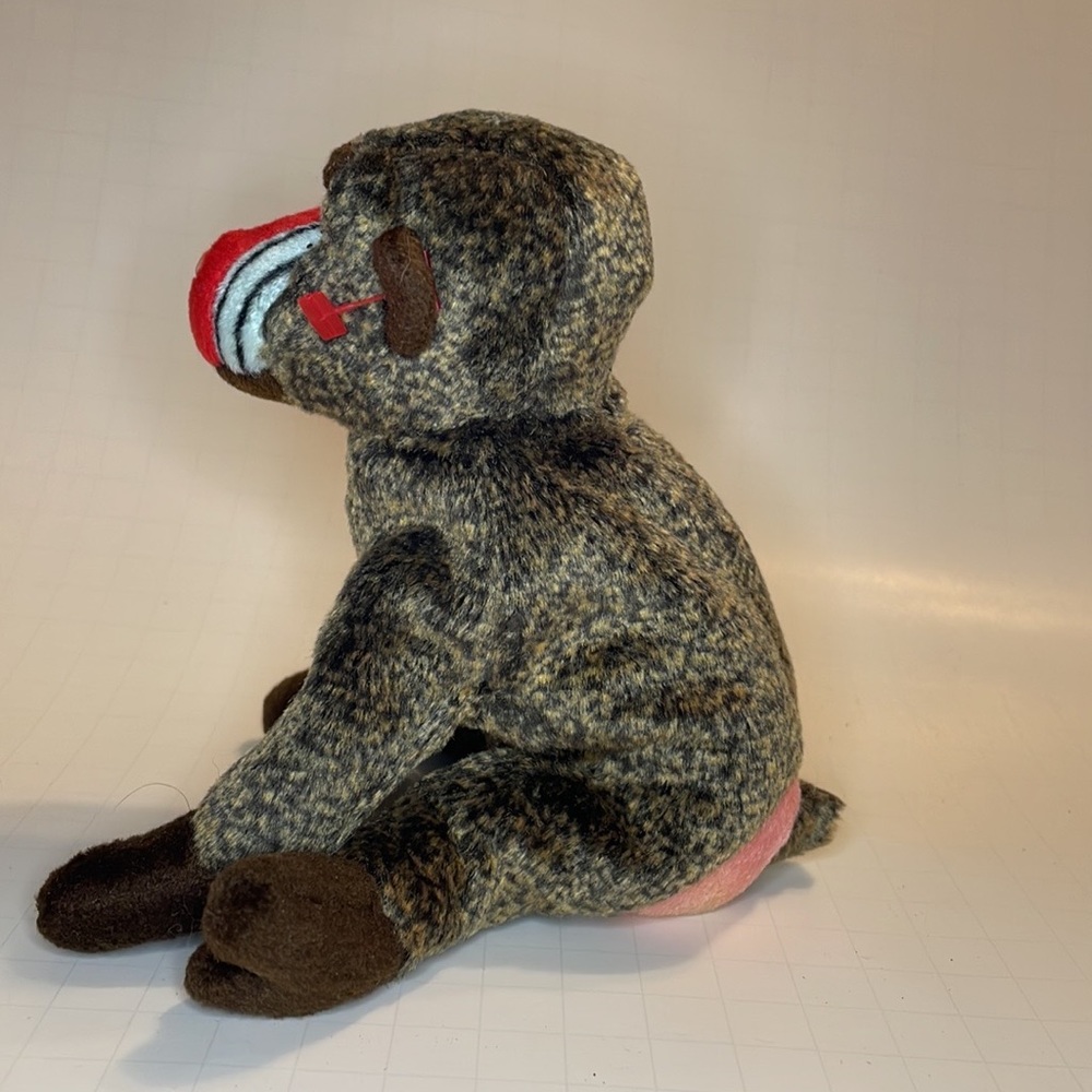Brown monkey - Picture 2 of 6